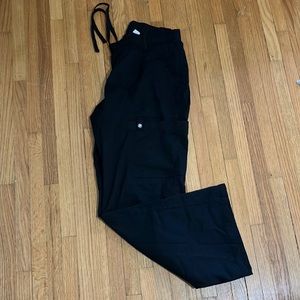 Black petite scrub pants
